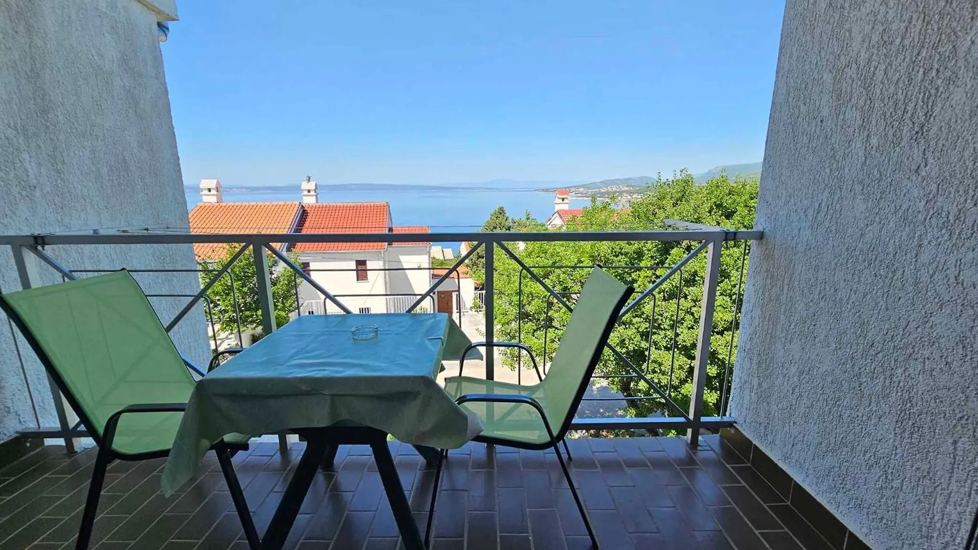 Apartment In Klenovica 37983
