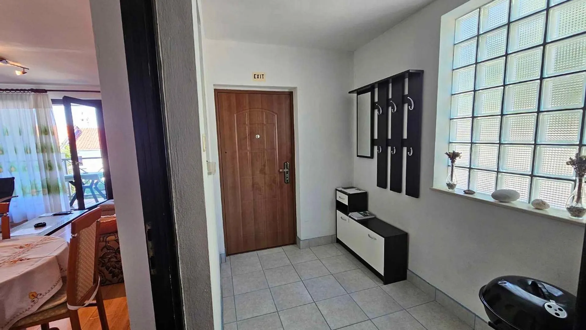 Apartment In Klenovica 37983